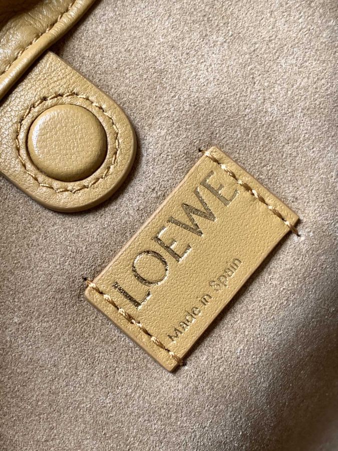 1:1 Replica LOEWE bag Premium — AAA Quality Replica — photo 9