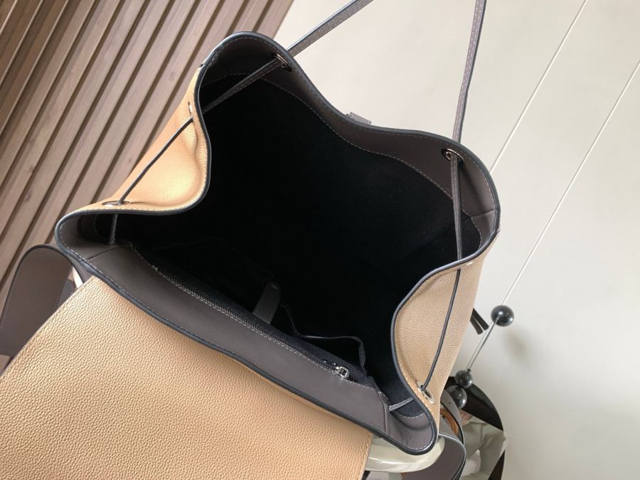 1:1 Replica LOEWE bag LOEWE puzzle Backpack logo — AAA Quality Replica — photo 8