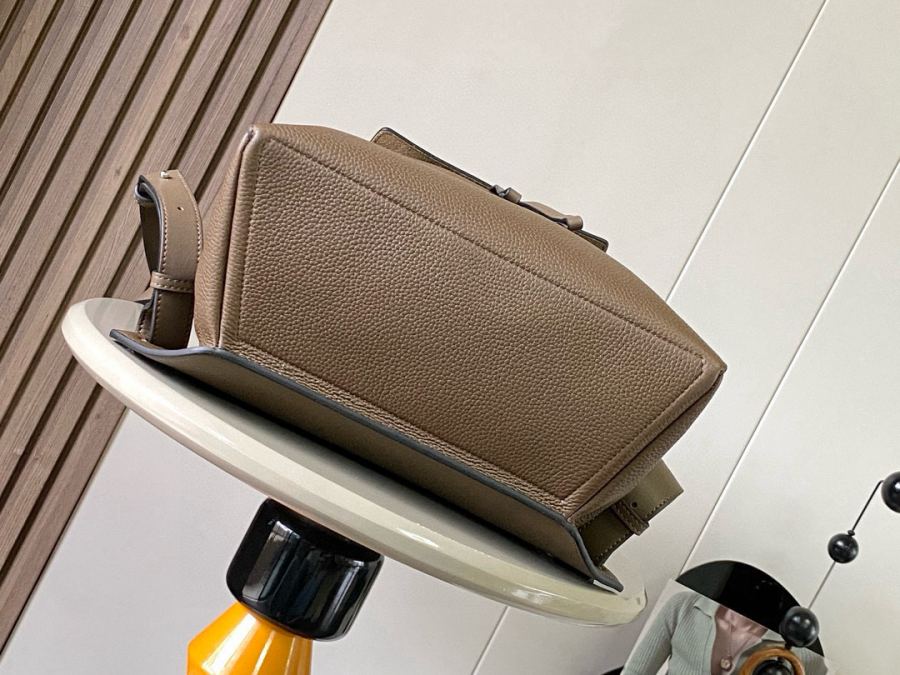 1:1 Replica knapsack Loe we * * anagram — AAA Quality Replica — photo 3