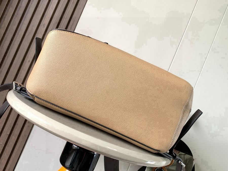 1:1 Replica knapsack puzzle Backpack logo — Premium Replica — photo 3