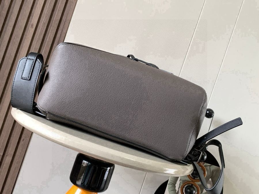 1:1 Replica knapsack puzzle Backpack logo — AAA Quality Replica — photo 3