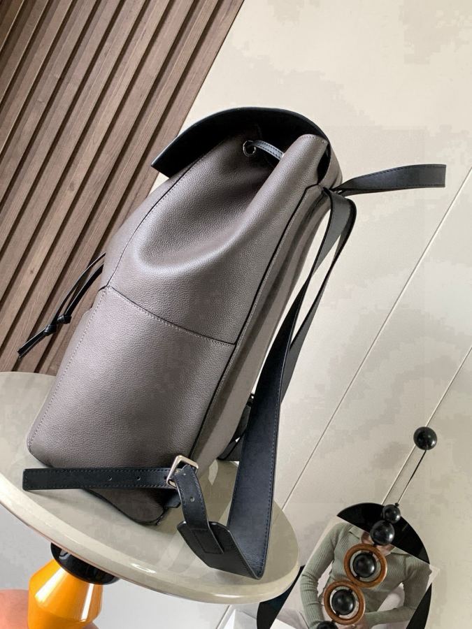 1:1 Replica knapsack puzzle Backpack logo — AAA Quality Replica — photo 2