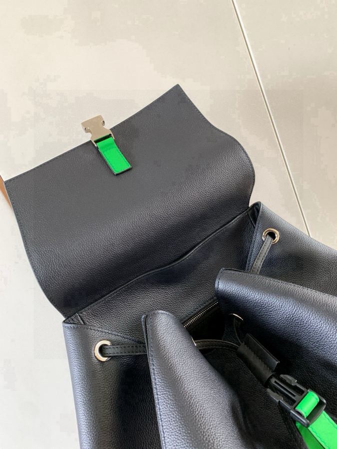 1:1 Replica knapsack puzzle Backpack logo — Premium Replica — photo 6