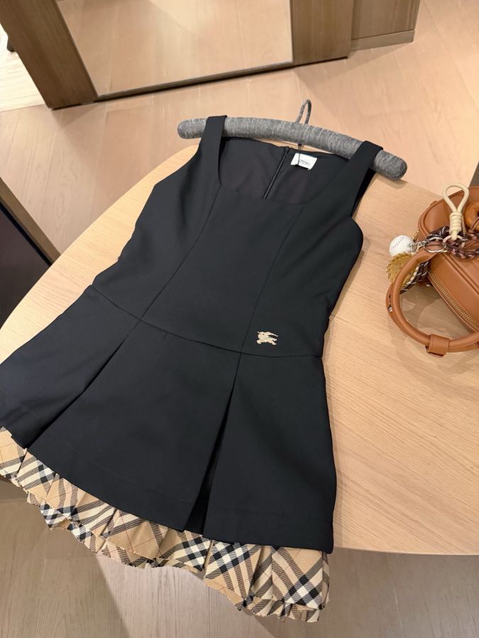 1:1 Replica Burberry Women — Premium Replica — photo 6