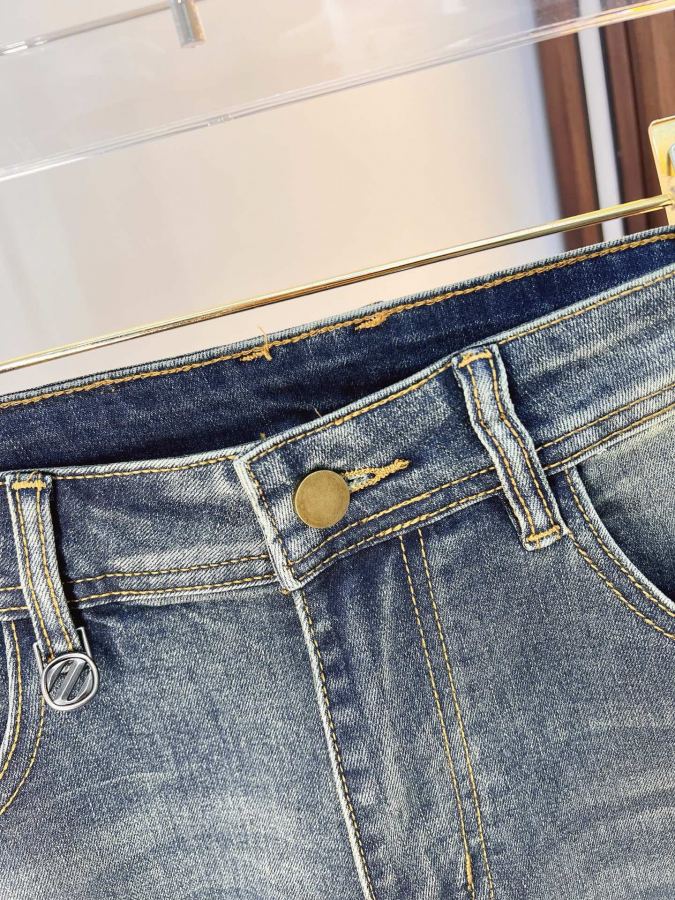1:1 Replica LV Men's 13oz 1 V — Premium Replica — photo 5