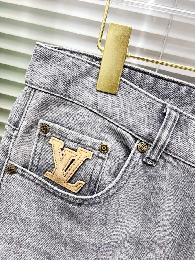 1:1 Replica LV Men's 13oz 1 V — Premium Replica — photo 4
