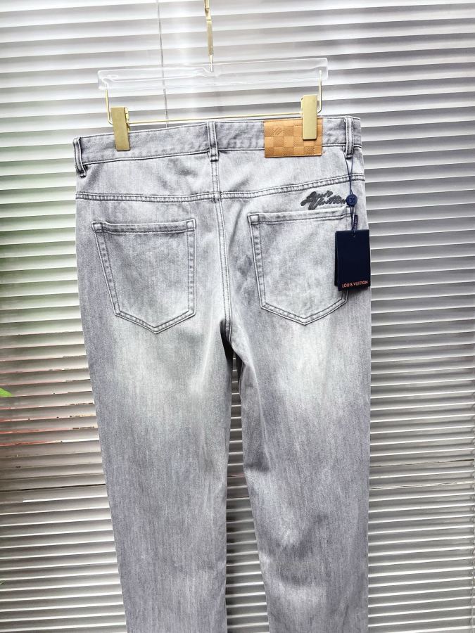 1:1 Replica LV Men's 13oz 1 V — Premium Replica — photo 9