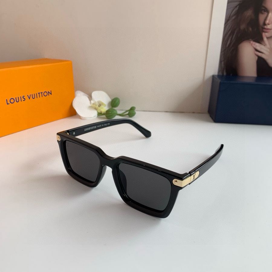 1:1 Replica LV glasses LV Louis Vuitton — AAA Quality Replica — photo 2
