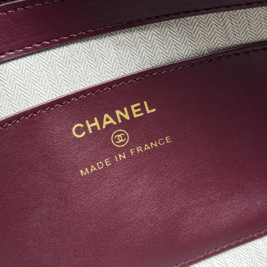 1:1 Replica Chanel bag 𝐂𝐡𝐚𝐧𝐞𝐥 𝟐𝟔𝐀 Advanced Handicraft Workshop Underarm Bag — AAA Quality Replica — photo 8