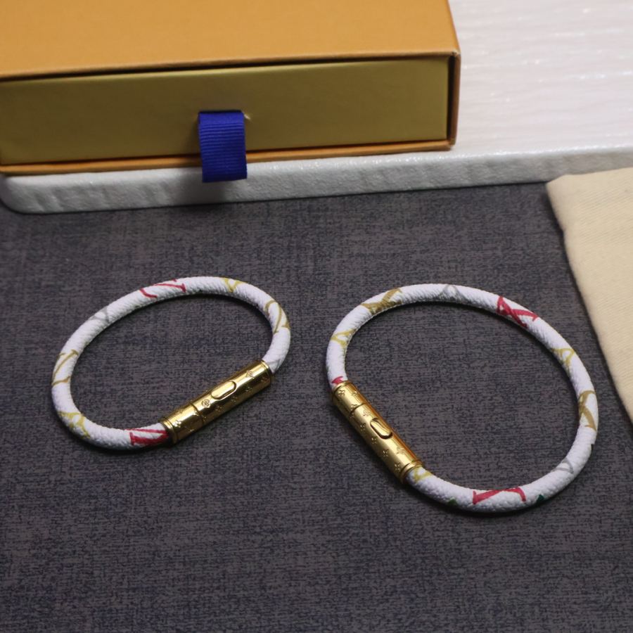 1:1 Replica Versace Jewelry Monochain Reverso Monogram Eclipse Monogram LV — AAA Quality Replica — photo 6