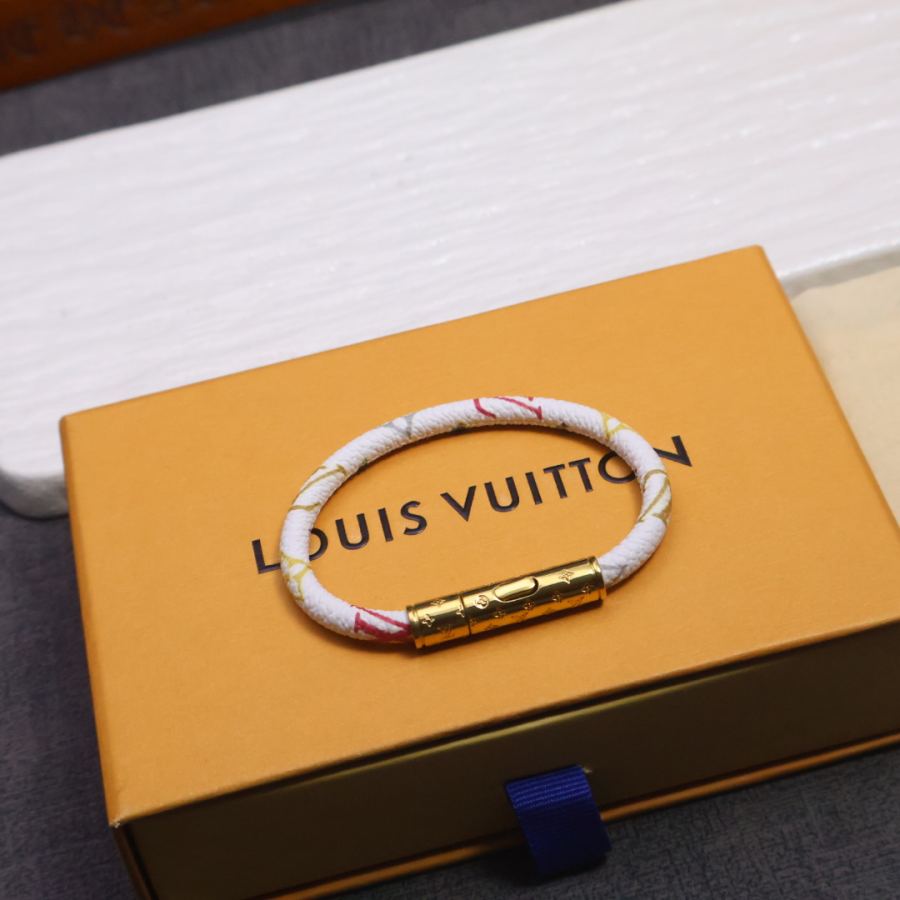 1:1 Replica Versace Jewelry Monochain Reverso Monogram Eclipse Monogram LV — AAA Quality Replica — photo 3