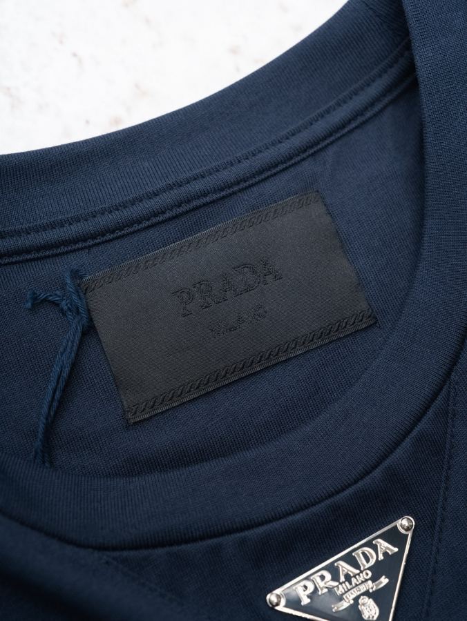 1:1 Replica Prada men Prada2026 spring and summer classic — AAA Quality Replica — photo 8
