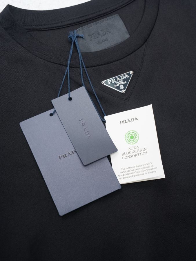 1:1 Replica Prada men Prada2026 spring and summer classic — AAA Quality Replica — photo 3