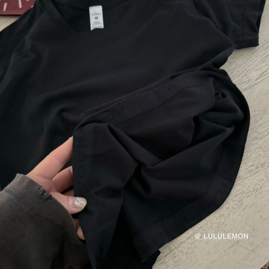 1:1 Replica LV men Lululemon Swiftly Tech T — AAA Quality Replica — photo 7
