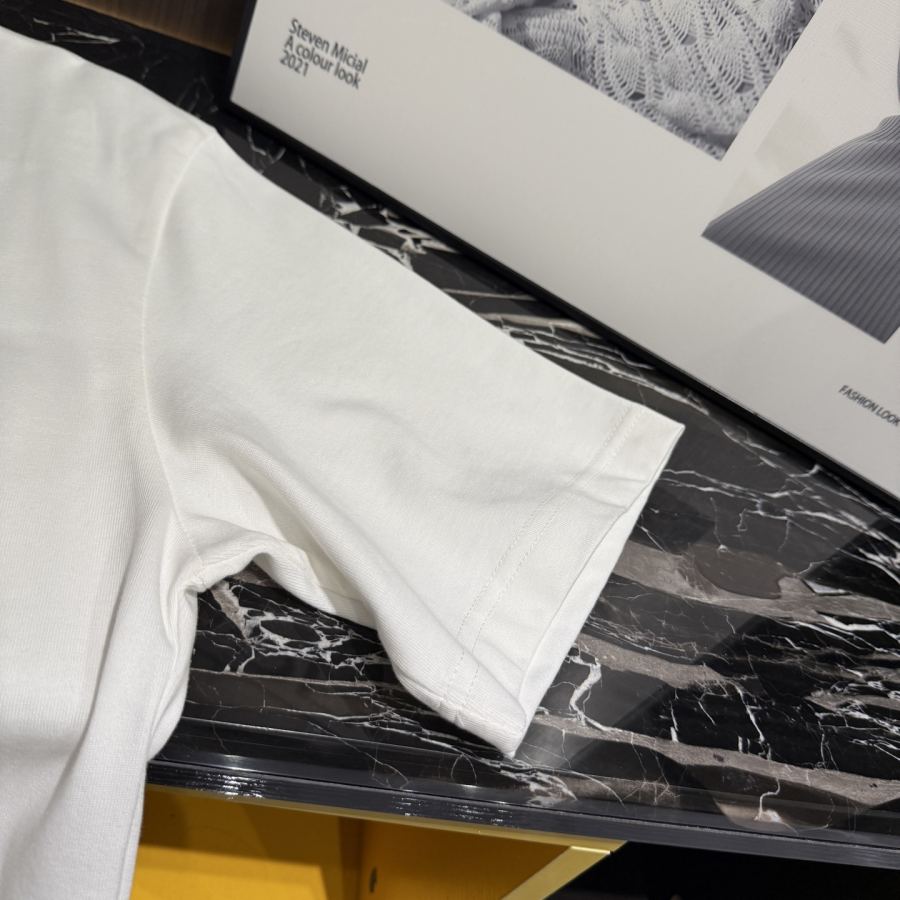 1:1 Replica MM6 men — photo 8