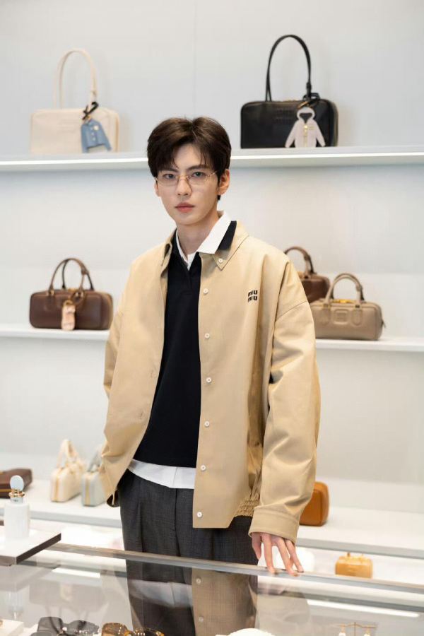 1:1 Replica MIUMIU men Miu embroidered buttoned jacket — 1:1 Replica — photo 3