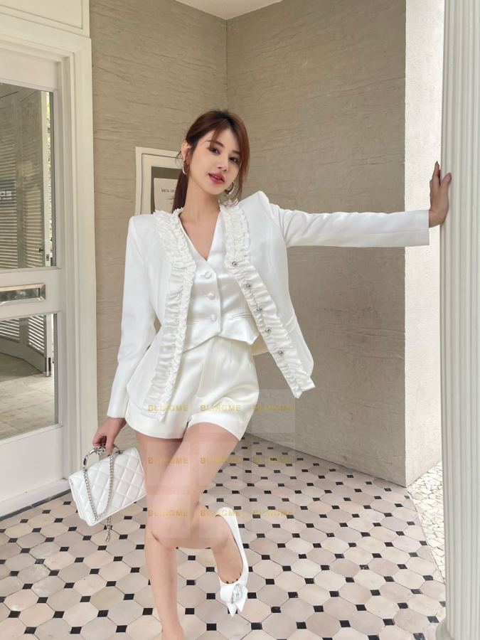 1:1 Replica YSL Women New Open effect jacket — AAA Quality Replica — photo 4