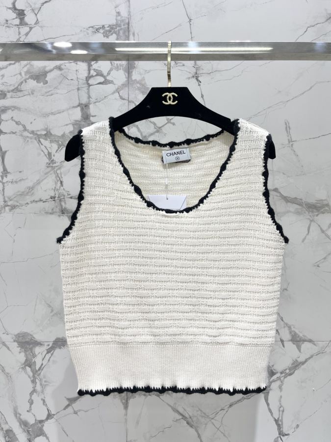 1:1 Replica Chanel Women 𝗖𝗛𝗔𝗡𝗘* Skeleton — Premium Replica