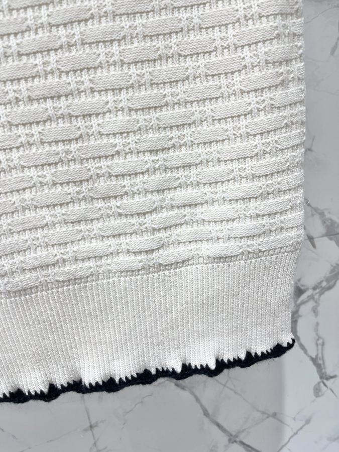 1:1 Replica Chanel Women 𝗖𝗛𝗔𝗡𝗘* Skeleton — Premium Replica — photo 5