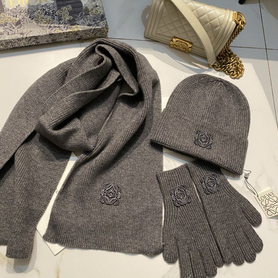 1:1 Replica Loewe hat Loewe + + — Premium Replica — photo 5