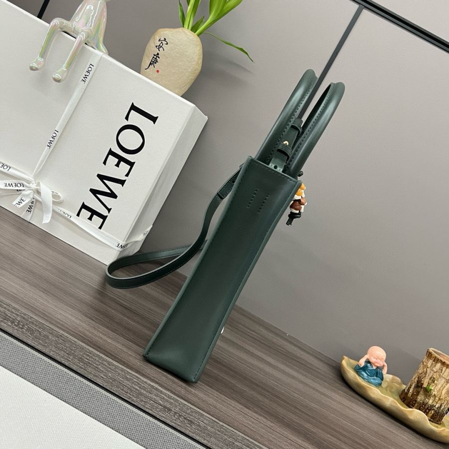 1:1 Replica LOEWE bag LOEWE envelope bag — Premium Replica — photo 2