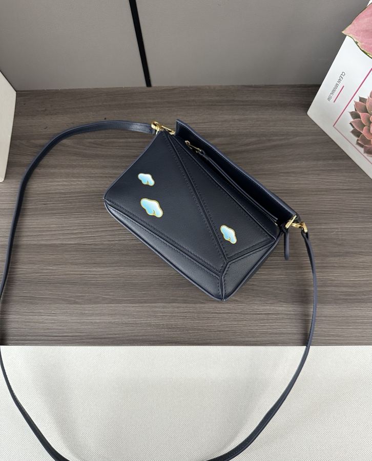 1:1 Replica LOEWE bag LOEWE Puzzle — AAA Quality Replica — photo 7