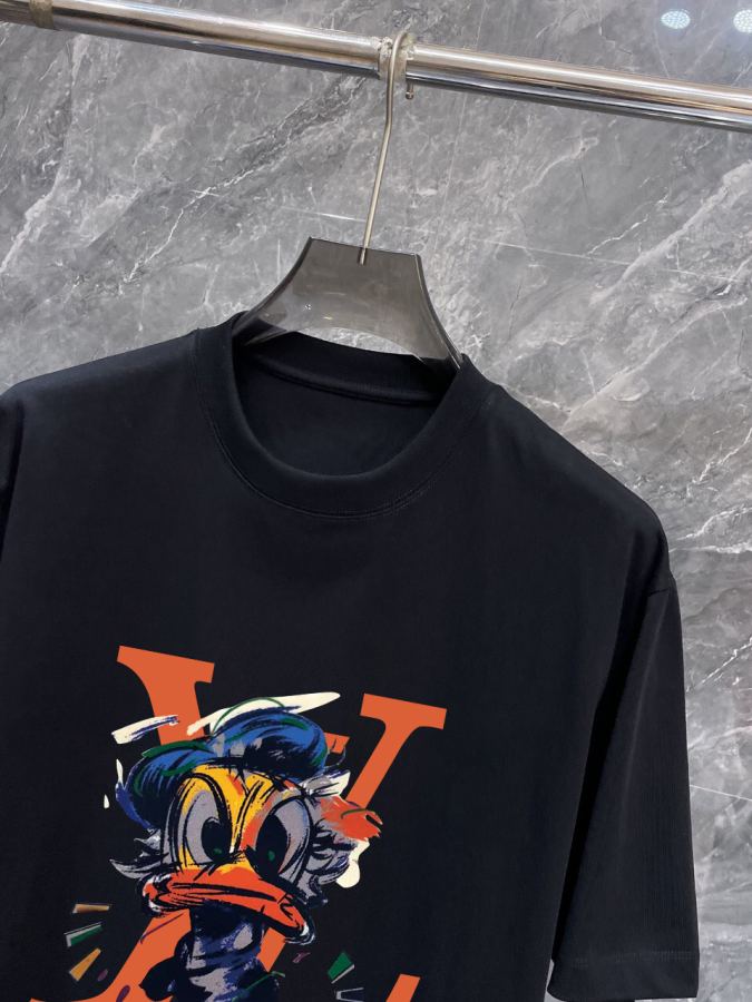 1:1 Replica LV men LV New T — AAA Quality Replica — photo 5