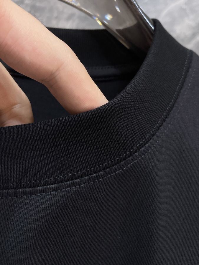 1:1 Replica LV men LV New T — Premium Replica — photo 6