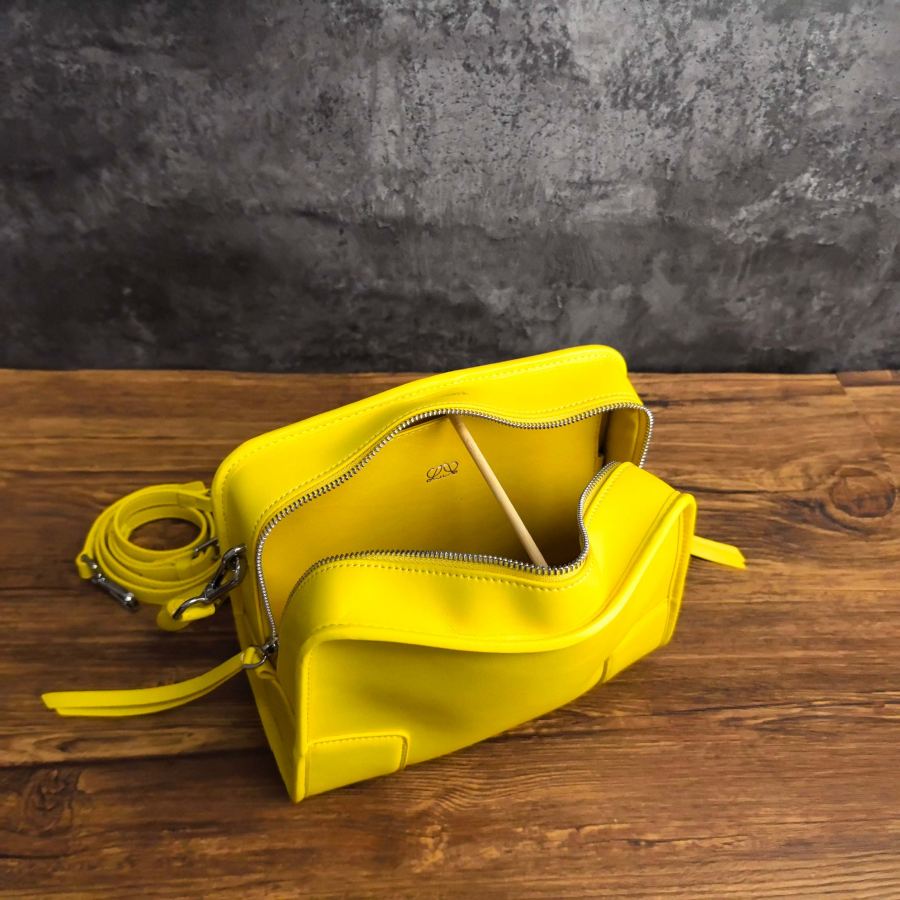 1:1 Replica LOEWE bag Free shipping for medium size — AAA Quality Replica — photo 8