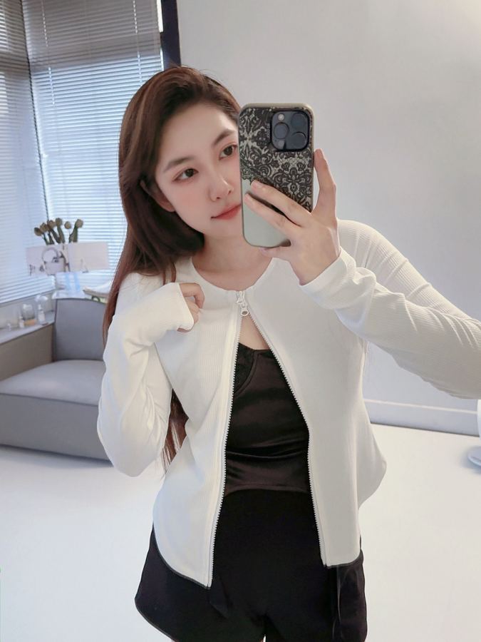 1:1 Replica Alo Jacket White — 1:1 Replica — photo 8