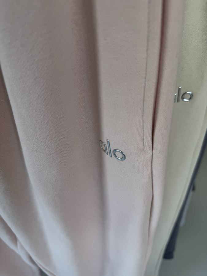 1:1 Replica Alo Leggings — AAA Quality Replica — photo 2