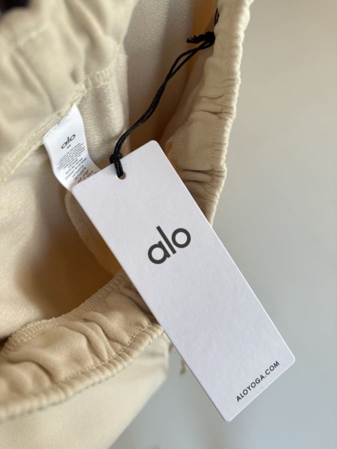 1:1 Replica Alo Leggings — AAA Quality Replica — photo 8