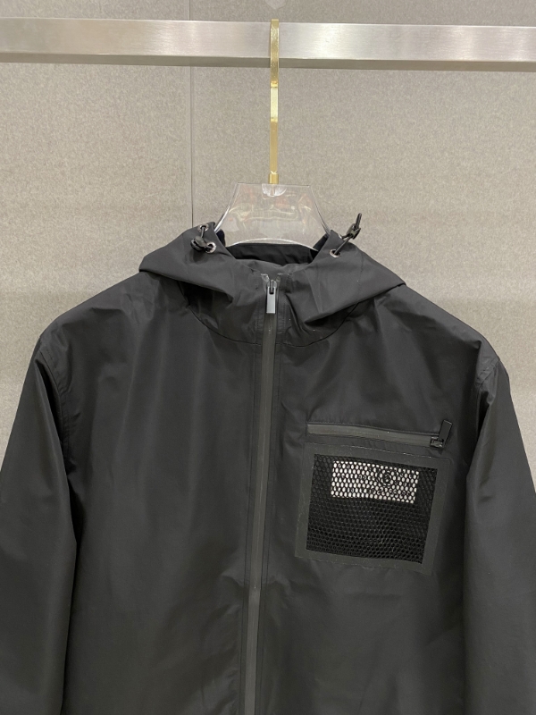 1:1 Replica MM6 men MM6 Black — AAA Quality Replica — photo 6