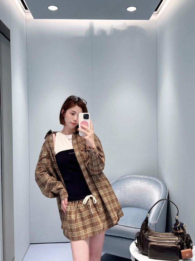 1:1 Replica MIUMIU men MIU MM — Premium Replica — photo 9