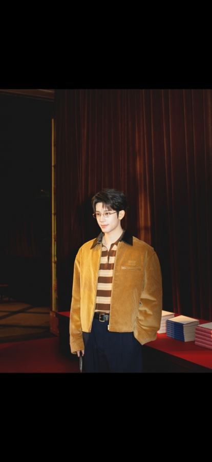 1:1 Replica MIUMIU men MIU MM — Premium Replica — photo 3