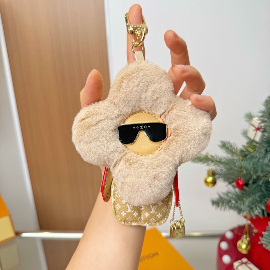 1:1 Replica Louis Vuitton Jewelry Keychain — AAA Quality Replica — photo 2