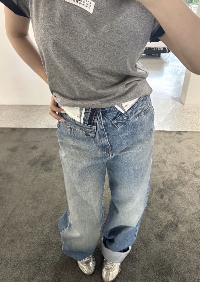 1:1 Replica MM6 Women Upper body effect — AAA Quality Replica — photo 2