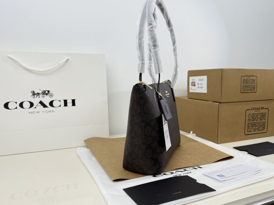 1:1 Replica COACH bag replica — photo 6