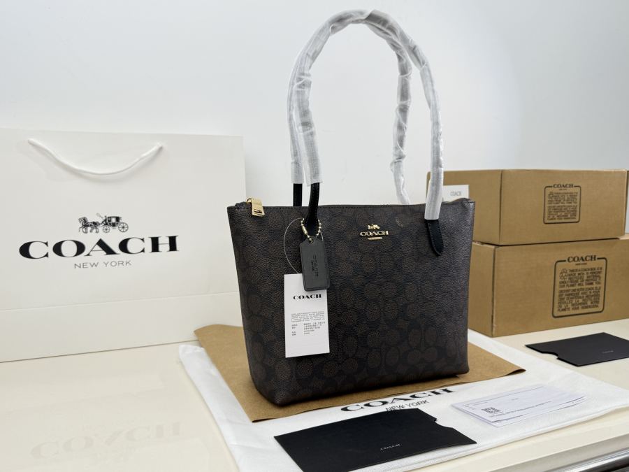 1:1 Replica COACH bag replica — photo 4