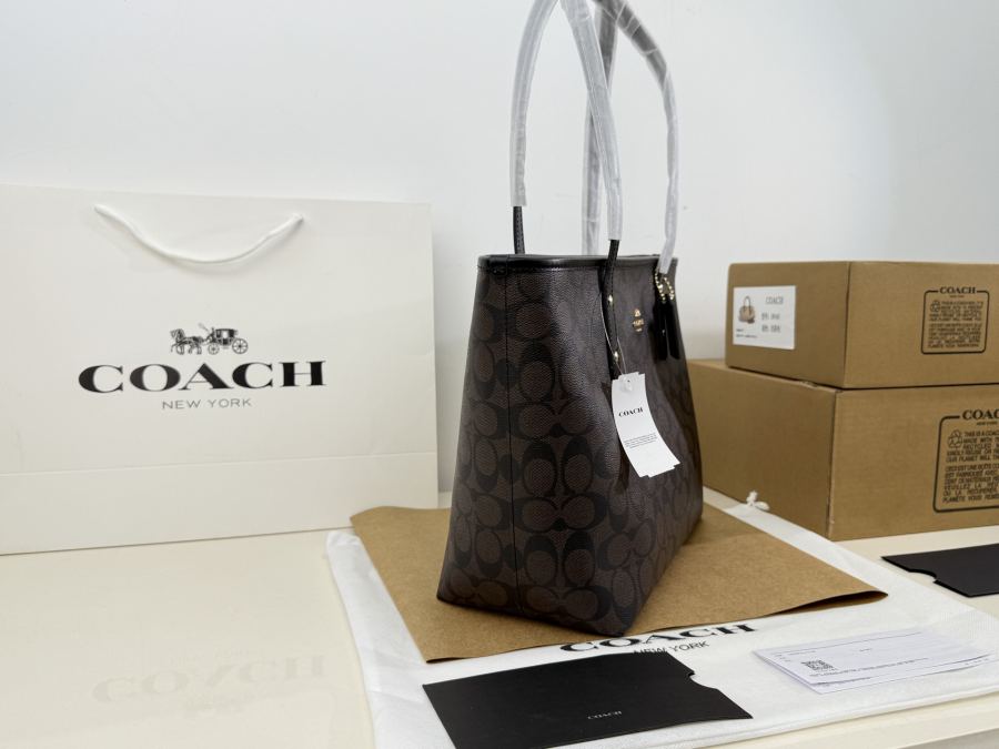 1:1 Replica COACH bag replica — photo 6