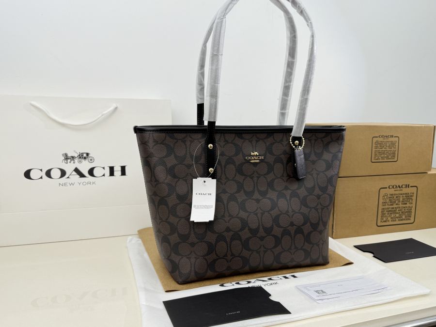 1:1 Replica COACH bag replica — photo 5
