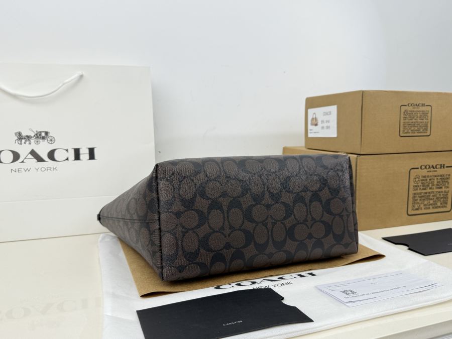 1:1 Replica COACH bag replica — photo 8