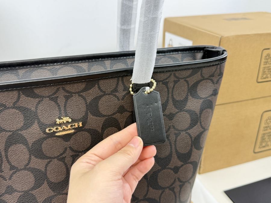 1:1 Replica COACH bag replica — photo 4