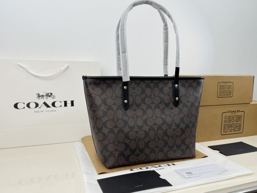 1:1 Replica COACH bag replica — photo 2