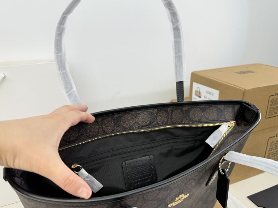 1:1 Replica COACH bag replica — photo 9
