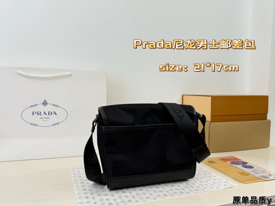 1:1 Replica PRADA bag Comes with gift box ) — AAA Quality Replica — photo 2