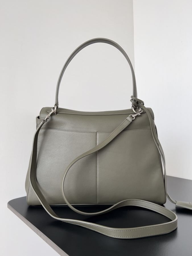 1:1 Replica Balenciaga bag 𝐁𝐚𝐥𝐞𝐧𝐜𝐢𝐚𝐠𝐚 𝐑𝐨𝐝𝐞𝐨 — Premium Replica — photo 2