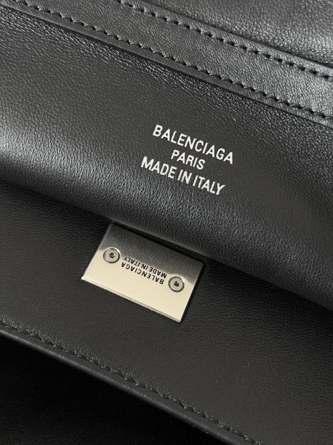 1:1 Replica Balenciaga bag 𝐁𝐚𝐥𝐞𝐧𝐜𝐢𝐚𝐠𝐚 𝐑𝐨𝐝𝐞𝐨 — 1:1 Replica — photo 5