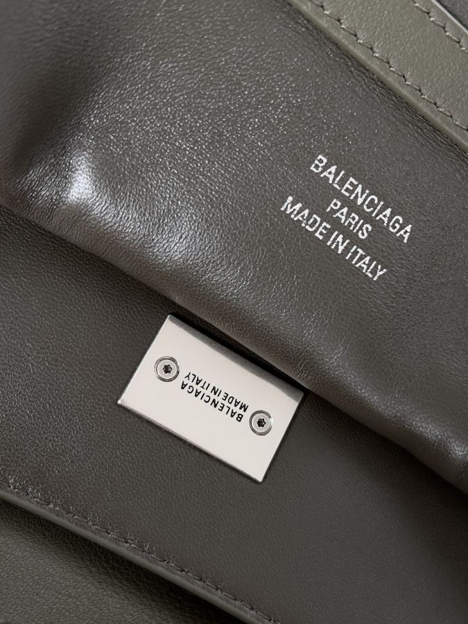1:1 Replica Balenciaga bag 𝐁𝐚𝐥𝐞𝐧𝐜𝐢𝐚𝐠𝐚 𝐑𝐨𝐝𝐞𝐨 — 1:1 Replica — photo 5