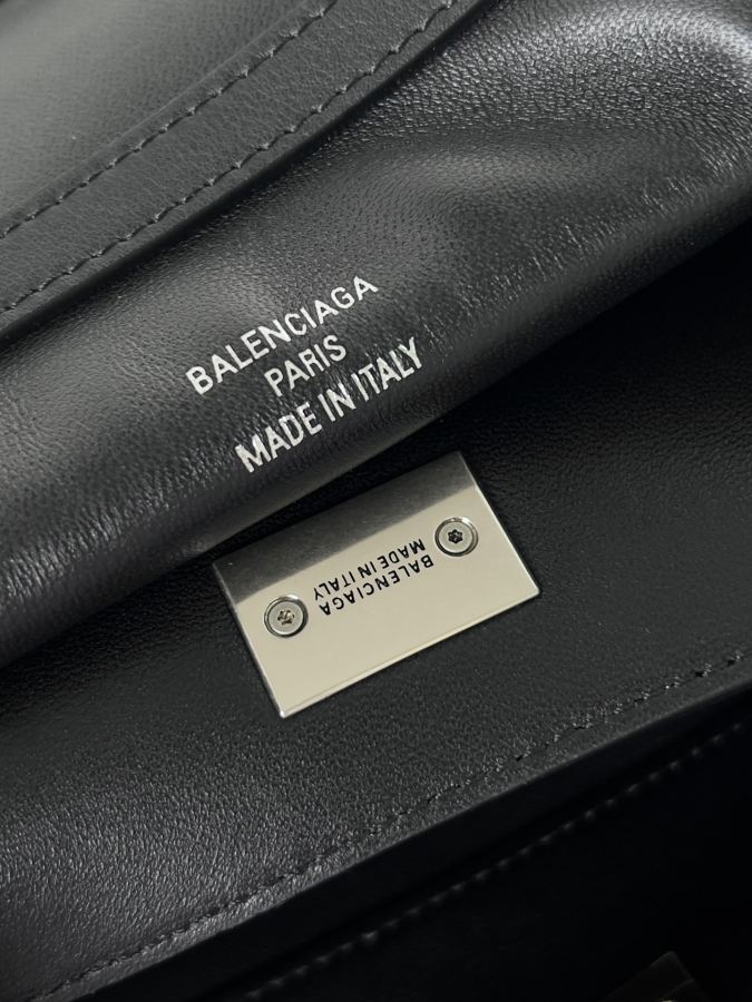 1:1 Replica Balenciaga bag 𝐁𝐚𝐥𝐞𝐧𝐜𝐢𝐚𝐠𝐚 𝐑𝐨𝐝𝐞𝐨 — 1:1 Replica — photo 5
